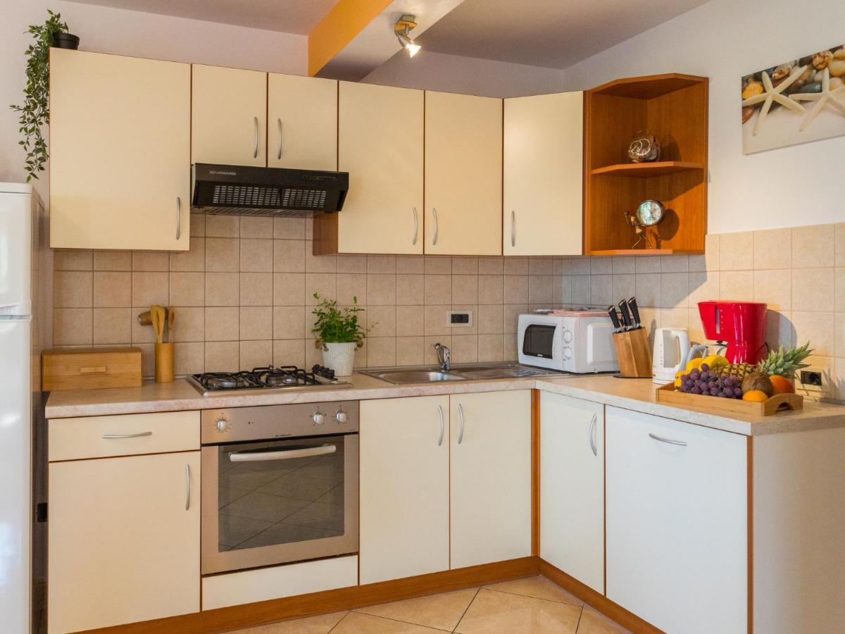 Apartment Cancar-1 By Interhome โปเรช ภายนอก รูปภาพ